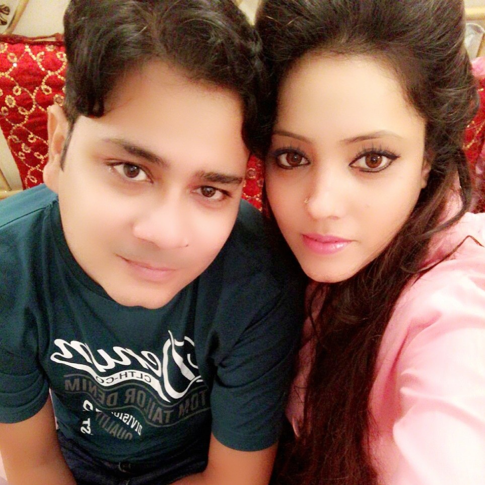 Hina Hassan with loved ones
